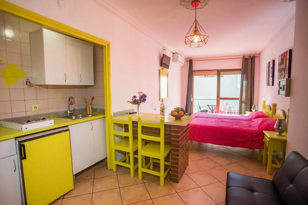 Apartamentos carihuela Torremolinos