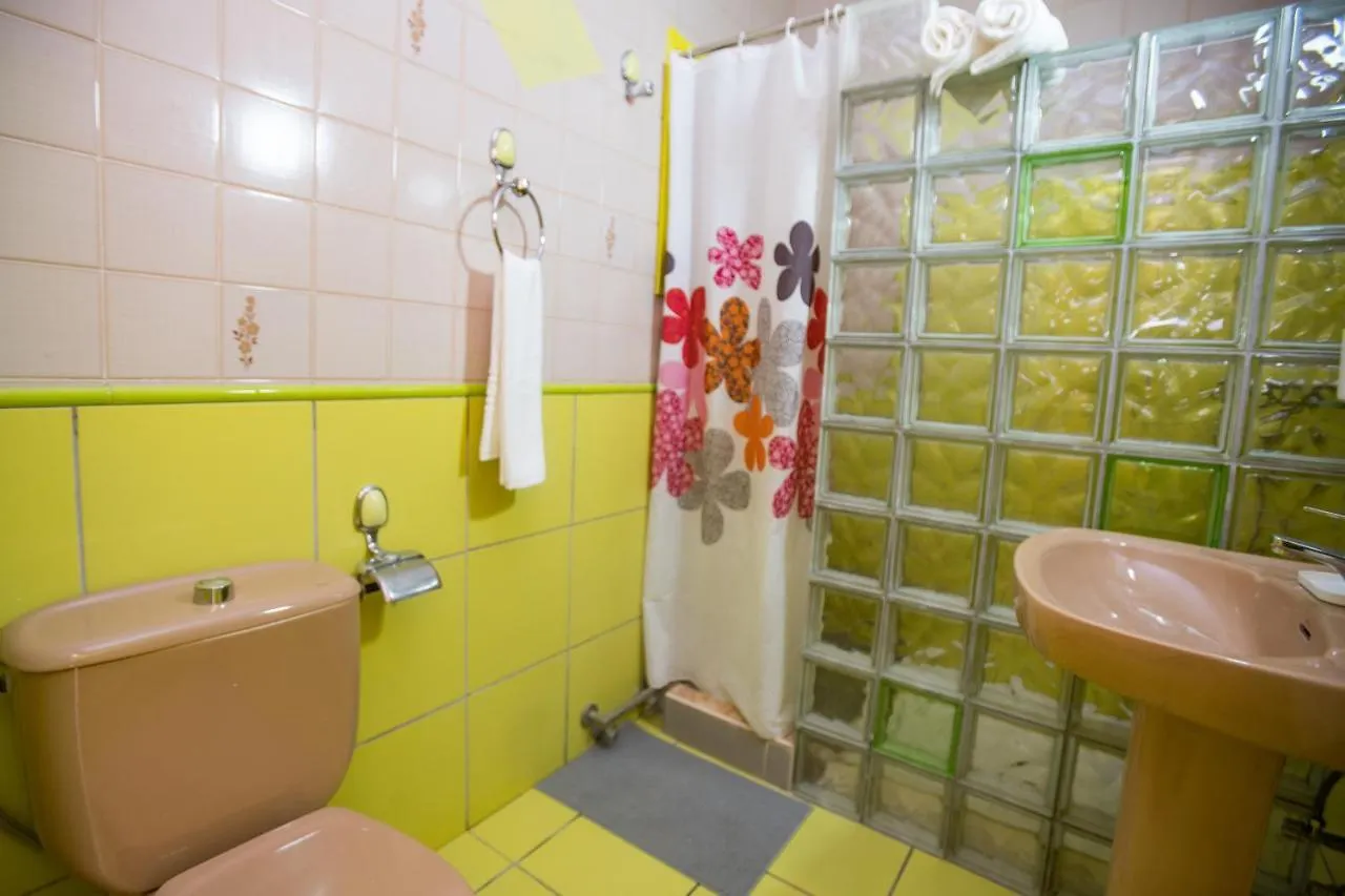 Apartamentos carihuela Torremolinos 0*,  España